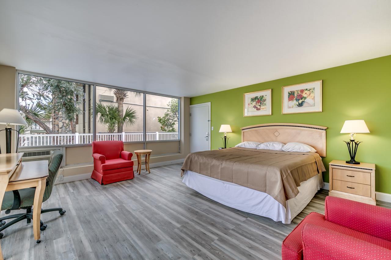Beachcomber Inn & Suites شاطئ ميرتل المظهر الخارجي الصورة